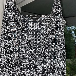 EXPRESS size 6 strappy romper navy/white